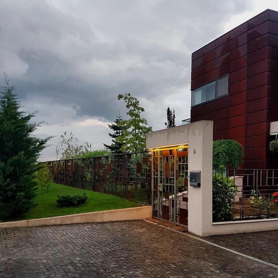 Kubiq Residence Giarmata Buitenkant foto
